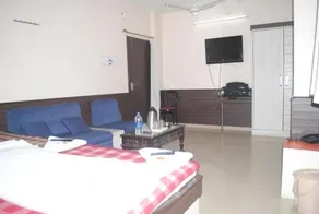 Hotel Vinayak Palace - Image 3