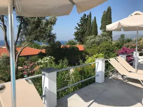 Elena Bungalows - Image 5