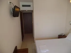 Plage Hotel - Image 2