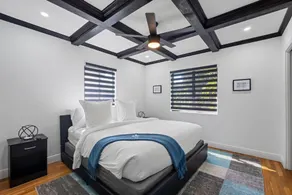 Stunning 3 Bd Pool House w Enchanting Water Views - Image 3