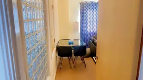 Stunning 2-Bed Apartment In London - Image 3