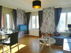 Zurich Suite - your home away from home - with washer dryer and lots of space - Image 2