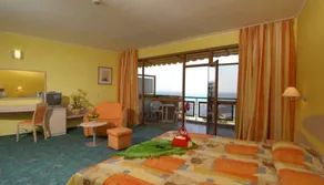 Berlin Green Park Hotel - Image 2