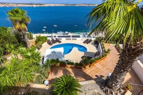 Villa Palma - Sunset Sea Views with Pool, Jacuzzi, Sauna and Games Room - Image 2
