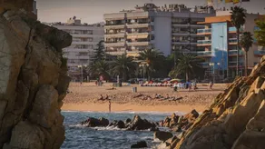 Conchi in Lloret de Mar - Image 3