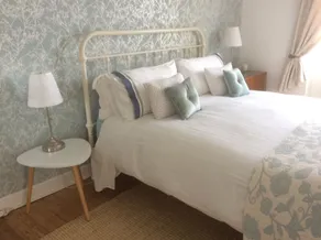 Le Presbytere B&B and Gite-Sleeps 4-6 - Image 4