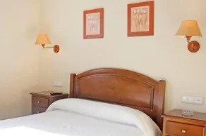 Hostal El Aparcamiento - Image 3