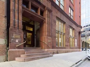 Chase at Lexington st - Image 4