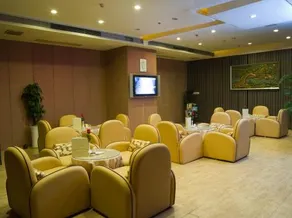 Guomao Grand Hotel - Image 3