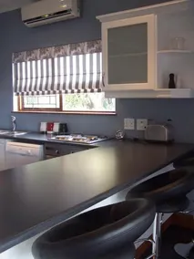 Hot Buttered Toast Self Catering Apartment - Image 3