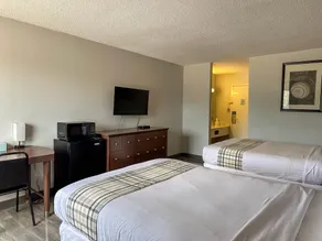 QUALITY INN ROCHESTER AIRPORT - Image 4