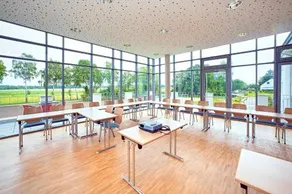 DJH Jugendgästehaus Petershagen - Image 2
