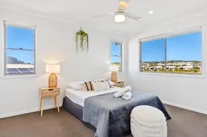 Serenity Lake House - Image 2