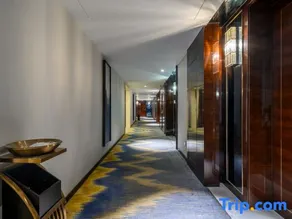 Century Hotel - Image 3