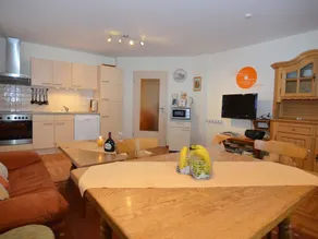 Holiday Flat With Swimming Pool in Prackenbach - Image 2