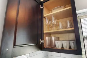 Homey 3BR Apt in Quiet Location - Image 2