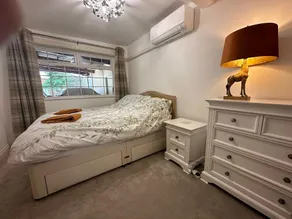 Cottinghamdetachedprop/kingbed/tv/wifi - Image 4