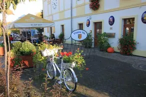 IdyllicPrague Cherry Tree Cottage - Image 2
