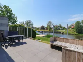 Ferienhaus am Wasser in Friesland - Image 3