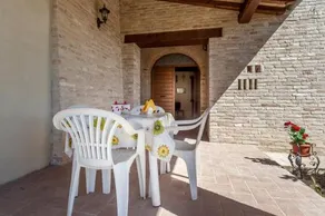 Ciards House - Image 1