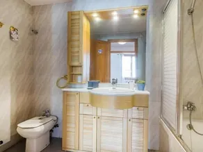 Mediterranean Town House - Image 2