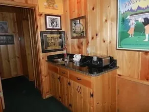 Deer Lodge - Image 5