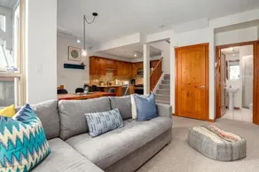 Bright Multi-Level Home - Image 4