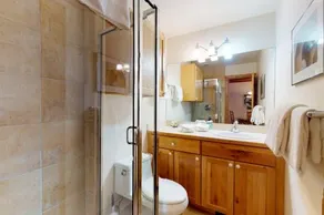 Creekside Spacious Townhome #18 In West Vail. - Image 3