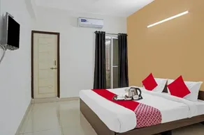 Hotel O Sapphire Homes Stay - Image 2