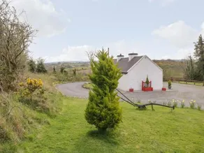 Mc's Cottage - Image 2