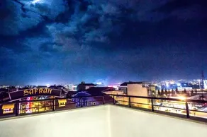 Rosso Hotel - Image 4