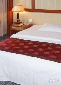 The Qomolangma Hotel - Image 2