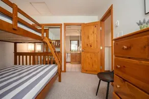 Bright Multi-Level Home - Image 2