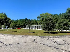 The Minuteman Inn - Image 2