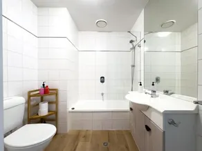 Sea Style Apartment - Image 4