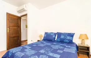 Four Bedroom Holiday Home in Kolocep - Image 5
