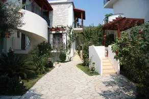 Efi & Zoi Apartments - Image 3