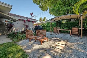 Upgraded Seminole Home In A Quiet Neighborhood - Image 2