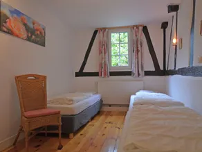 Large Holiday Home in the Sauerland Region With Sauna, Fitness Equipment, Garden and Terrace - Image 2