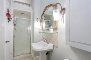 Residential Luxury Rental - Image 3