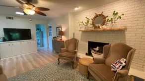 A Alluring Sea Home - Image 5