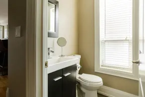 Tourist Home - Image 4