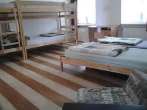 Hostel 66 - Image 5