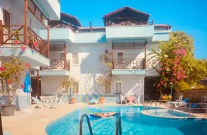 Turtle Beach Bungalows - Image 5