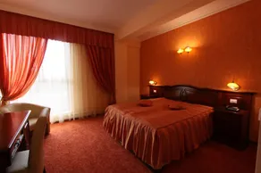 President Hotel - Image 4