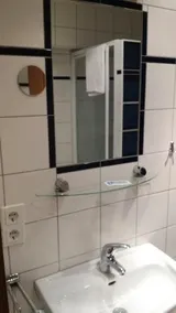 Hotel Weinhaus Schneider - Image 5