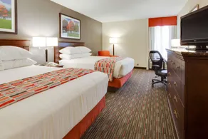 Pear Tree Inn Sikeston - Image 4
