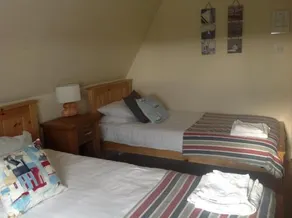 Cambridge House & Lodges at Whitsand Bay - Image 3