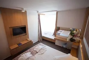 Complex Hotelier Steaua de Mare - Hotel Meduza - Image 5