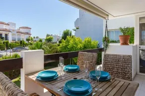 Phenomenal 2 Bedroom apartment in Bel Air close to the Tennis Court - Image 5